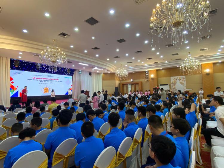 Cập nhật trực tiếp: Lễ Vinh Danh và Trao Giải VNMF 2025 - 2026